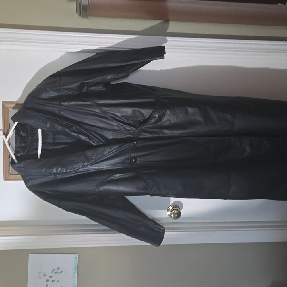 Women's Black 100% Leather Coat